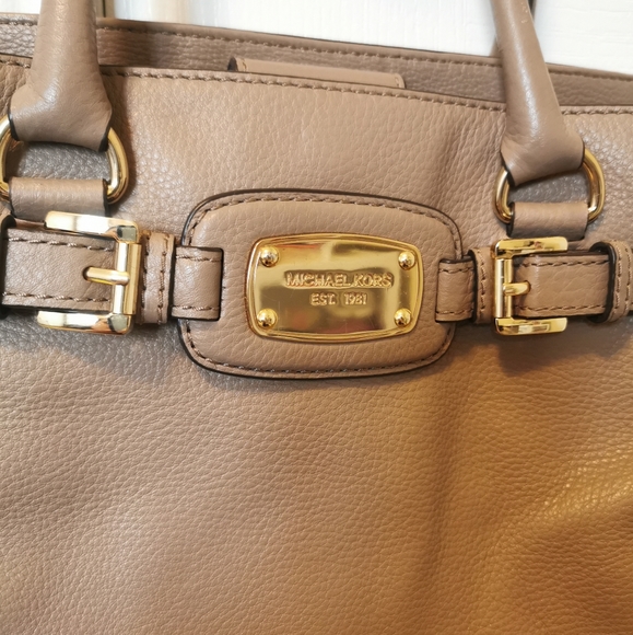 Michael Kors Purse - Picture 2 of 3
